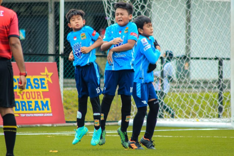 sekolah sepak bola di Thailand